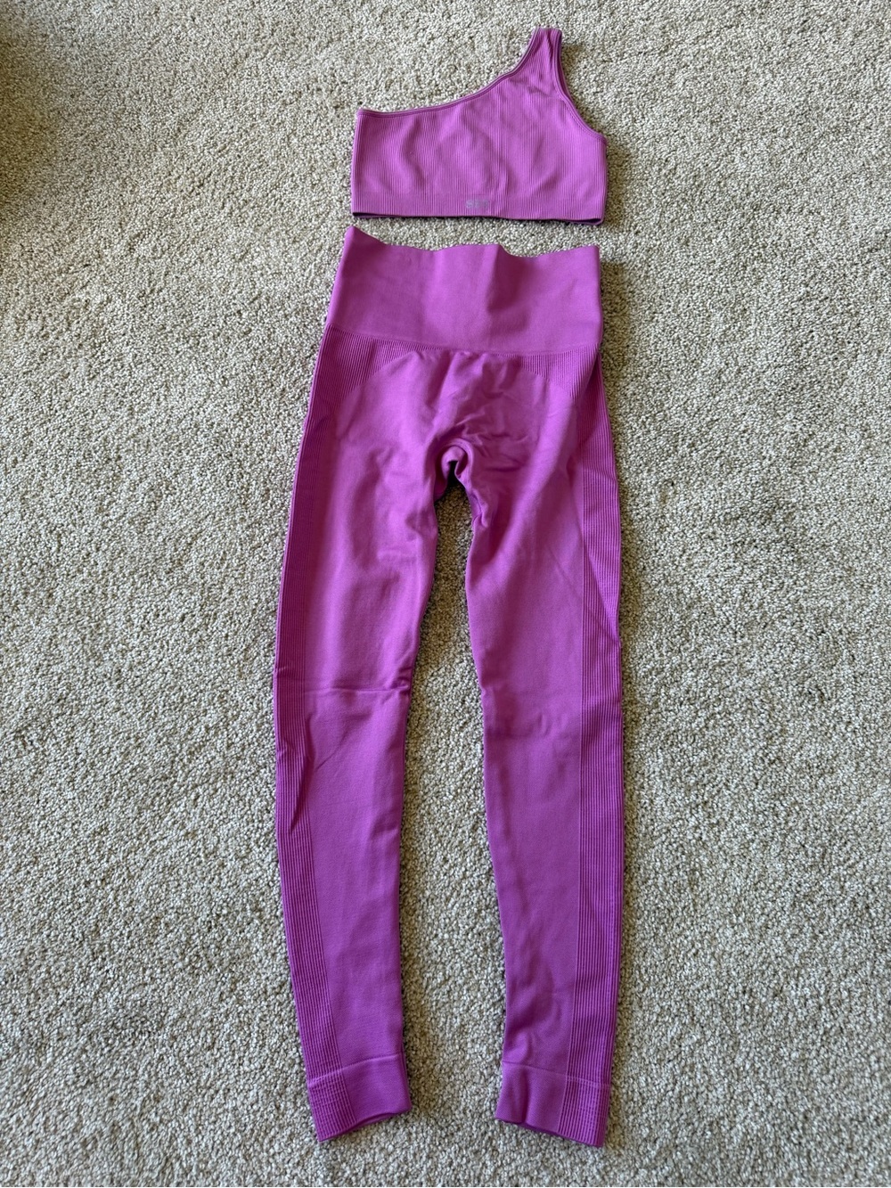 SET ACTIVE X REVOLVE Petal Pink 2 piece workout set Bra/leggings XS